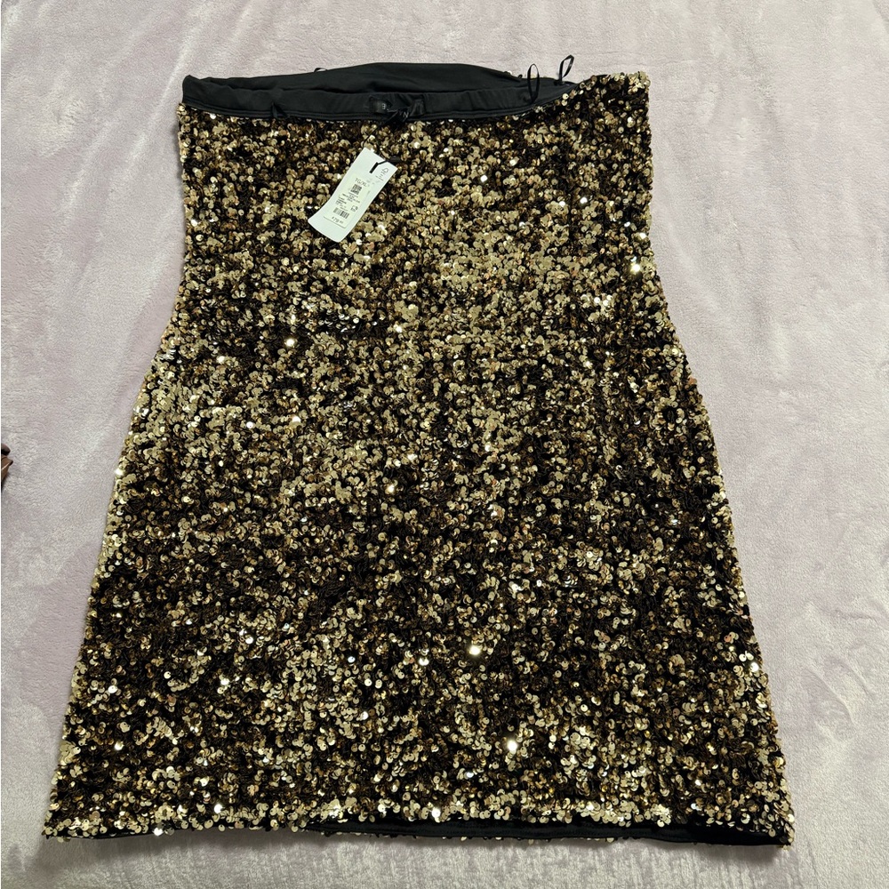 Sequin Gold and Black Dynamite Dress - Picture 1 of 3
